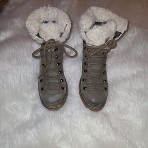 Steve Madden Size 7 Green Winter Boots